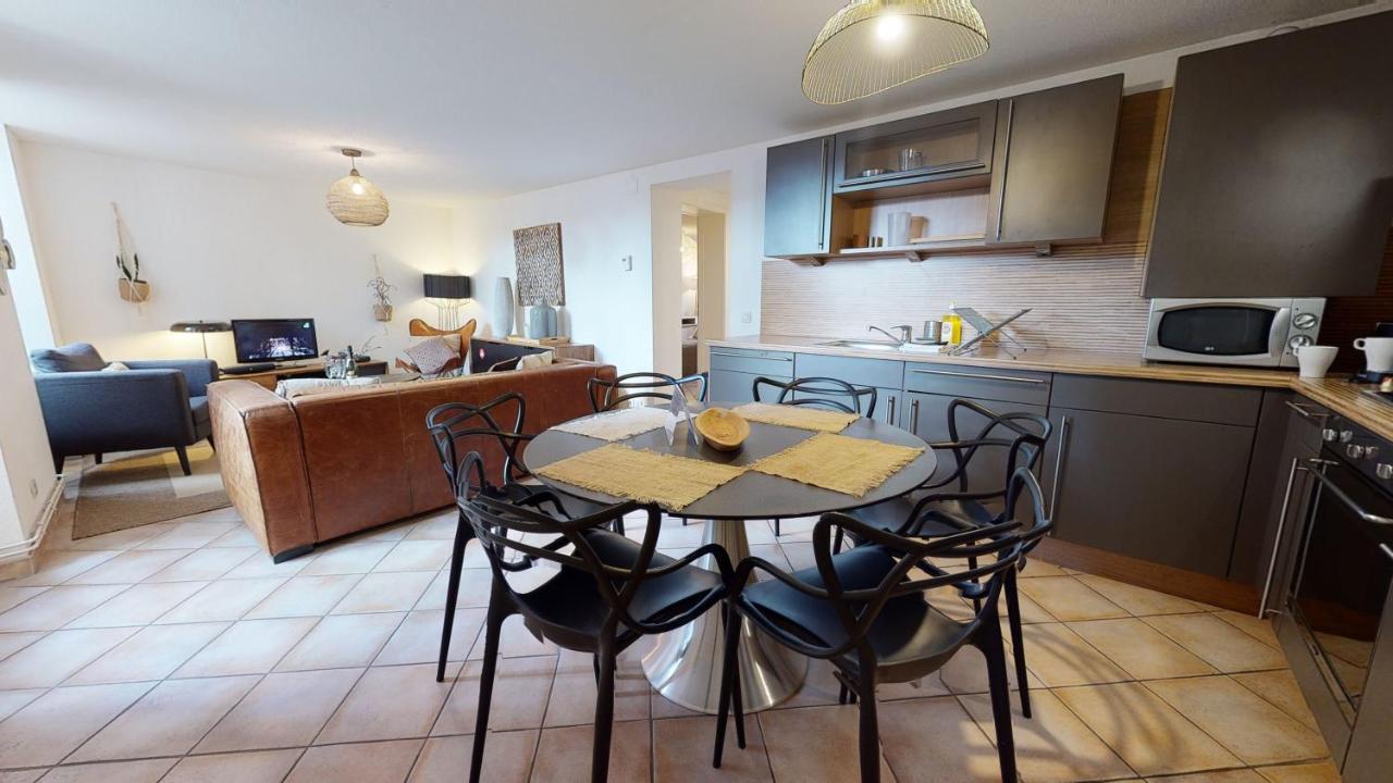 Sous Les Tilleuls Parking Hypercentre 4-6 Personnes Colmar Luaran gambar